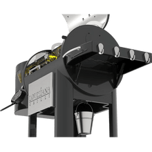 Load image into Gallery viewer, Louisiana Grills Founders Series Legacy 800