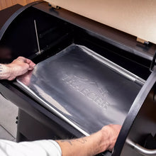 Load image into Gallery viewer, Traeger Drip Tray Liners - 5 Pack - Size A