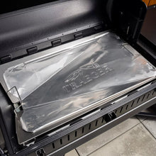 Load image into Gallery viewer, Traeger Drip Tray Liners - 5 Pack - Size B