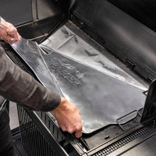 Load image into Gallery viewer, Traeger Drip Tray Liners - 5 Pack - Woodridge