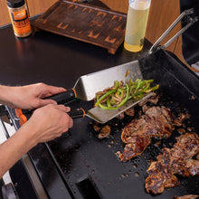 Load image into Gallery viewer, Traeger Flat Top Grill Essentials Kit