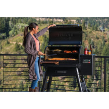 Load image into Gallery viewer, Traeger Ironwood 885 🔥 Special Promo 🔥